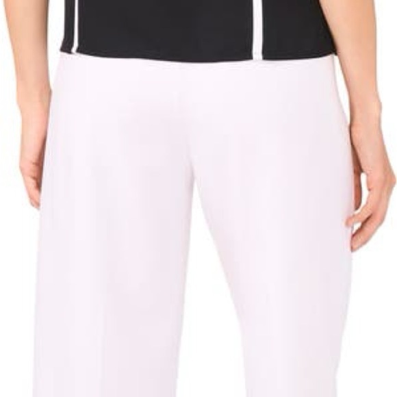 Halogen Tipped Sleeveless Top. Size Small - Picture 5 of 6